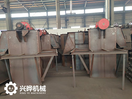 NE系列斗式提升機 粉塵輸送設備 運行穩定上料速度快